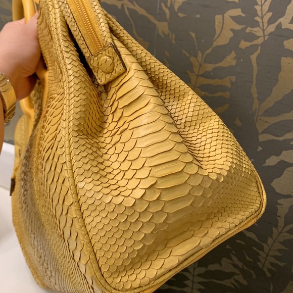 Yellow python skin bag - Picture 3 of 5